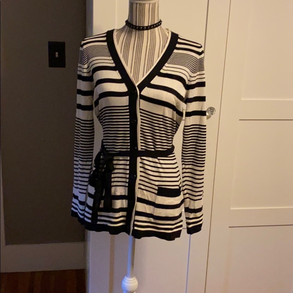 Millie Silk and Cotton Belted Sweater M 🌷🌷🌷